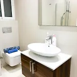 Apartment Balluta Bay Escape 200m Away *