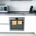 Apartment Balluta Bay Escape 200m Away