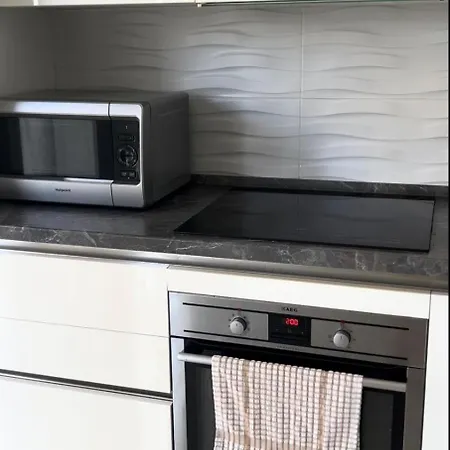 Balluta Bay Escape 200M Away Apartment *