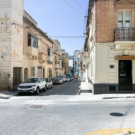Balluta Bay Escape 200m Away * Sliema