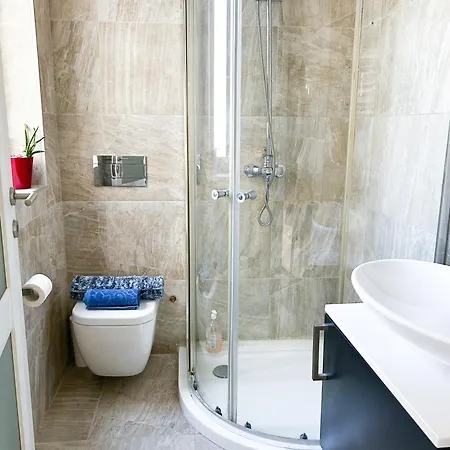 Balluta Bay Escape 200m Away Apartment *