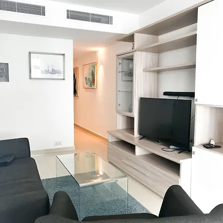 Balluta Bay Escape 200m Away Apartment Sliema