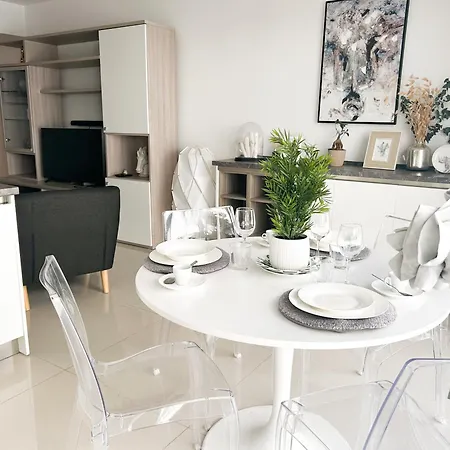 Balluta Bay Escape 200m Away