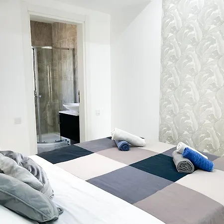 Balluta Bay Escape 200m Away Apartmán *